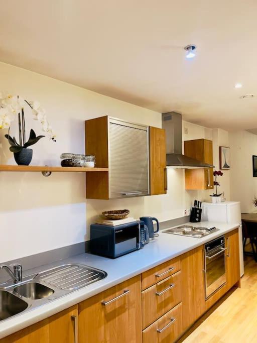 Beautiful Central Open Plan Living! 曼彻斯特 外观 照片