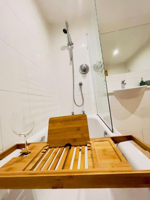 Beautiful Central Open Plan Living! 曼彻斯特 外观 照片